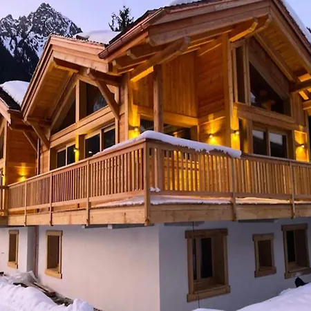 For 8 People Chamonix